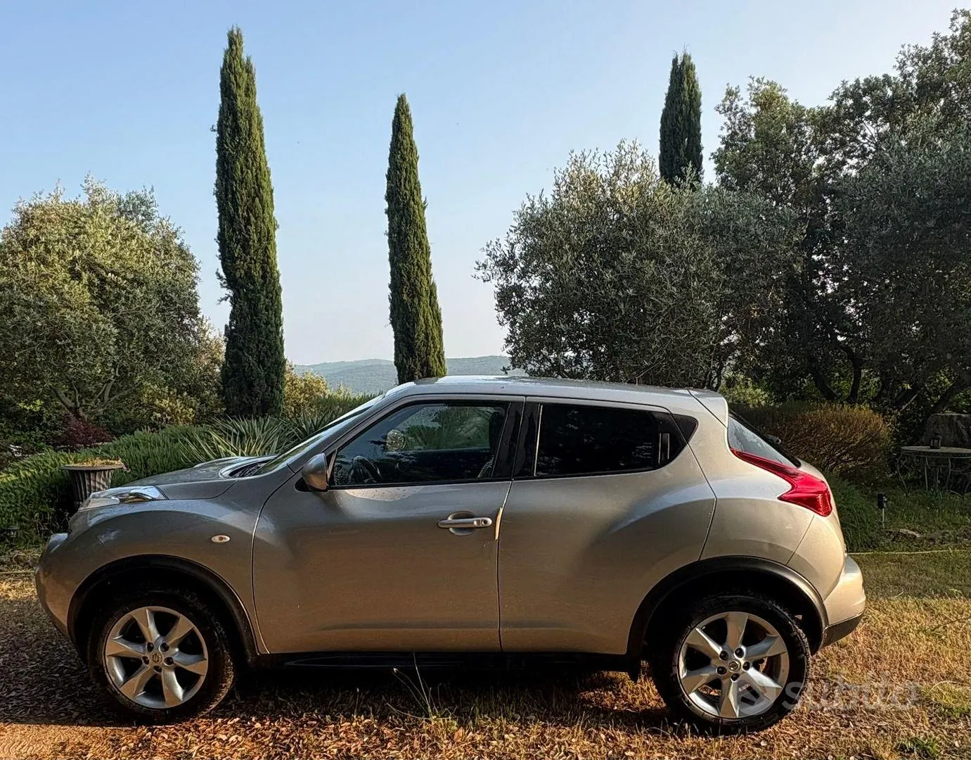Nissan Juke 2013 photo 2