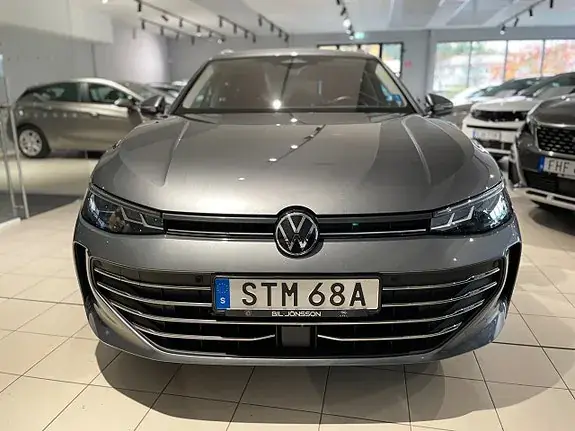 Volkswagen Passat 2025 photo 2
