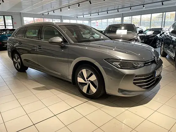 Volkswagen Passat 2025 photo 3