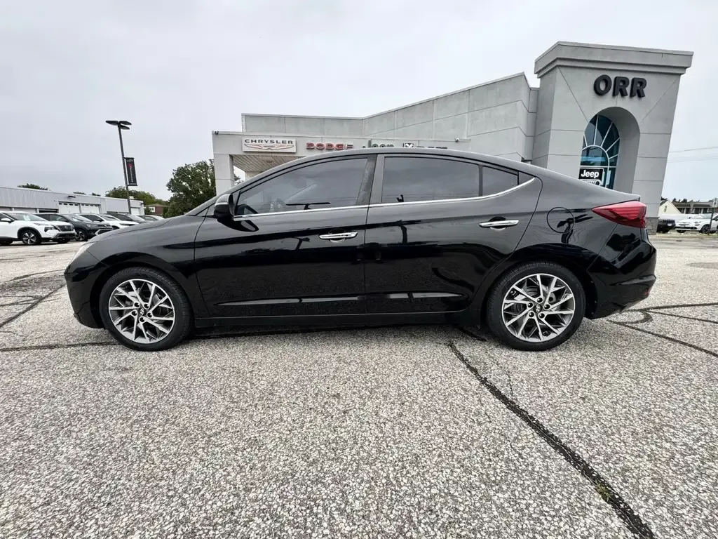Hyundai Elantra 2019 photo 4