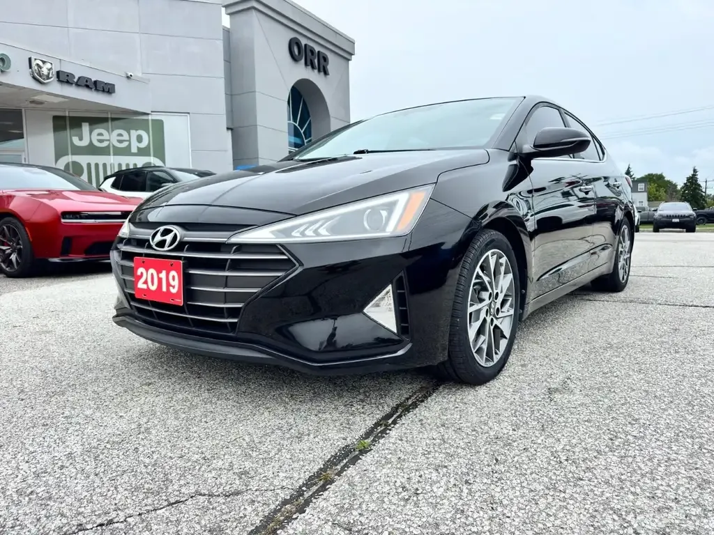 Hyundai Elantra 2019 photo 2