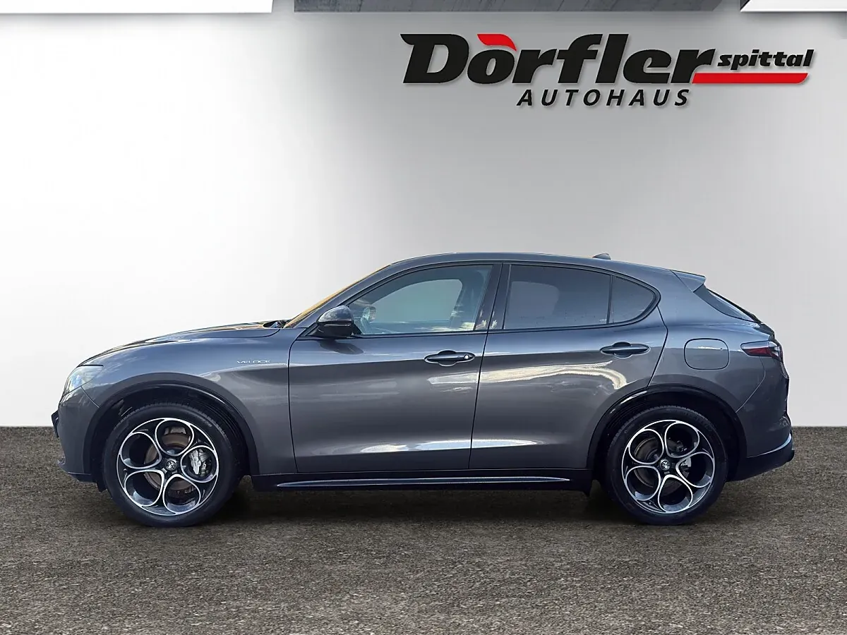 Alfa Romeo Stelvio 2023 photo 2