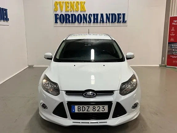 Ford Focus 2014 photo 3