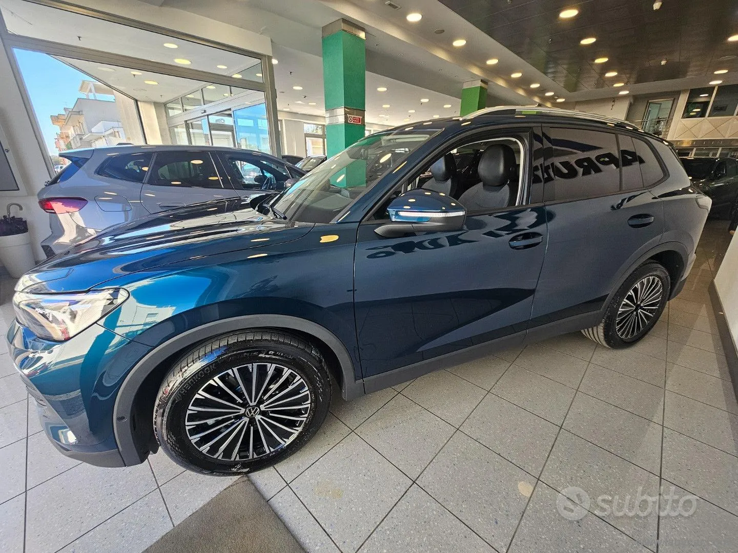 Volkswagen Tiguan 2025 photo 4