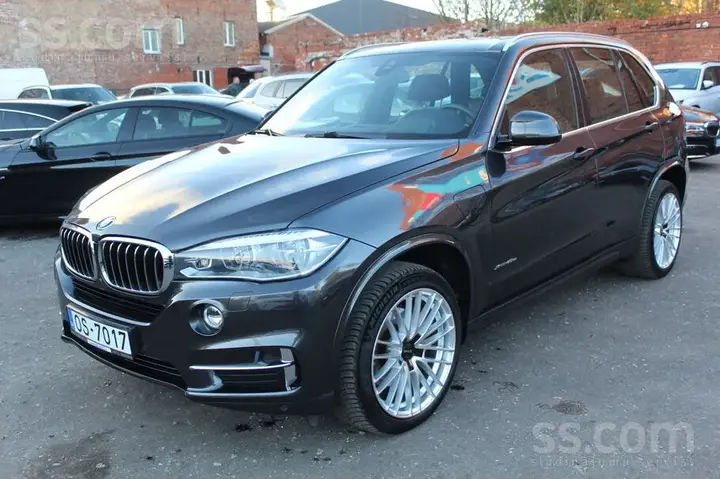 BMW X5 2016 photo 2