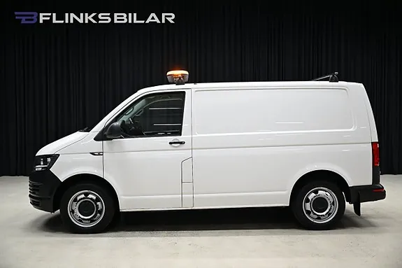 Volkswagen Transporter 2018 photo 2