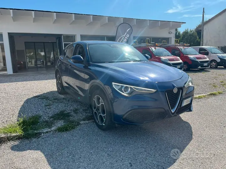 Alfa Romeo Stelvio 2018 photo 3