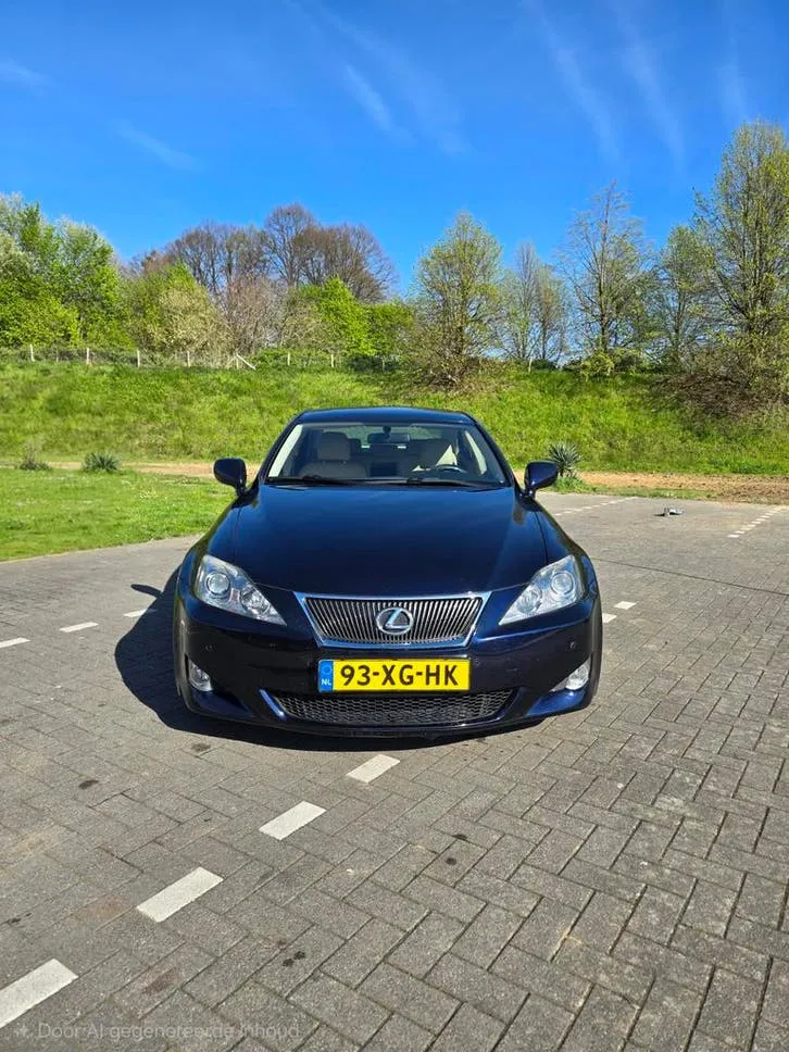 Lexus Is250