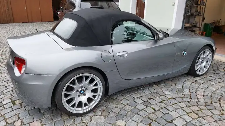 BMW Z4 2006 photo 2