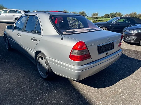 Mercedes-Benz C200 1994 photo 5