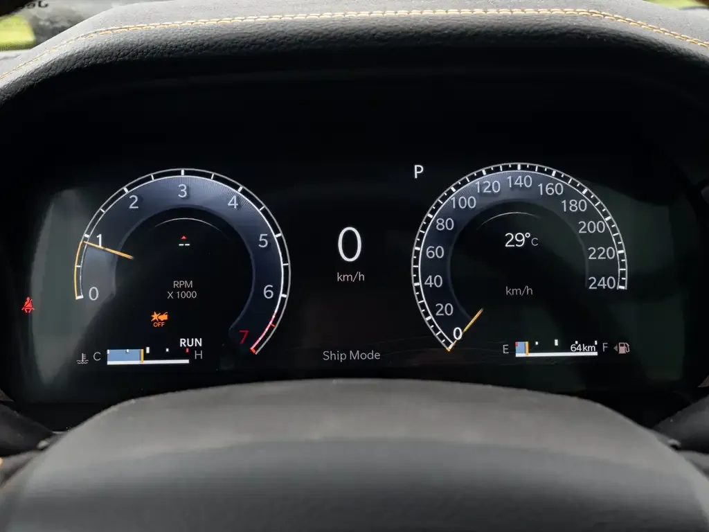 Jeep Grand Cherokee 2026 photo 4