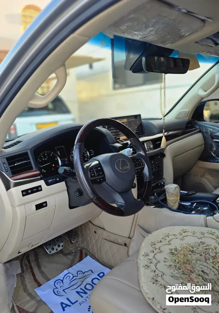 Lexus Lx 2018 photo 3