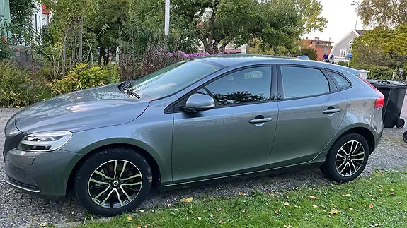 Volvo V40 2018 photo 3