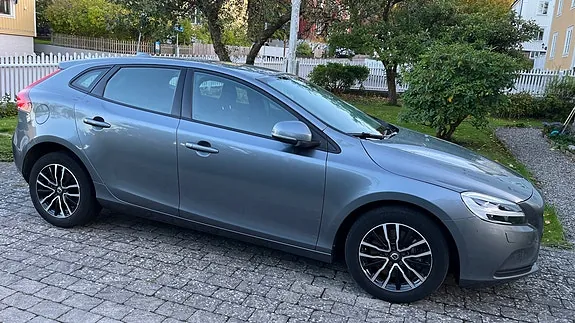 Volvo V40 2018 photo 2