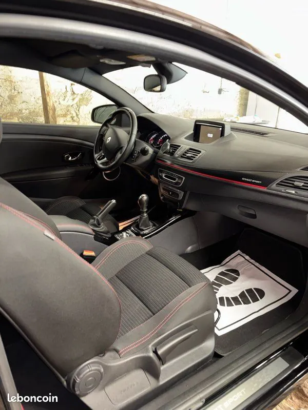 Renault Megane 2015 photo 3