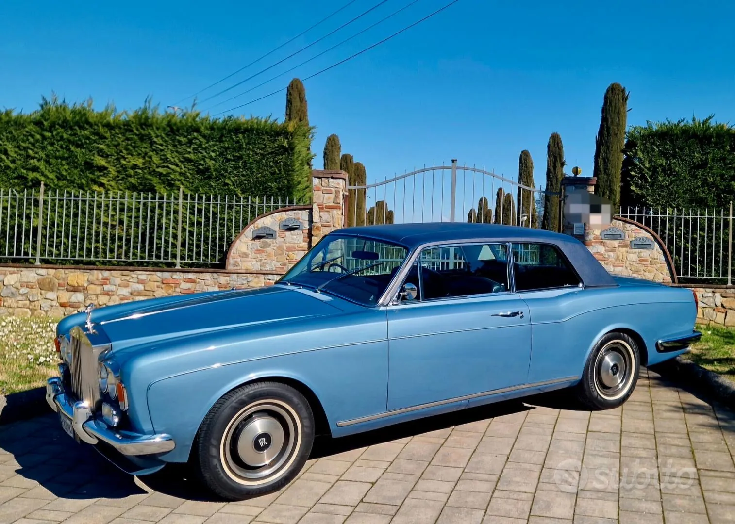 Rolls-Royce Corniche
