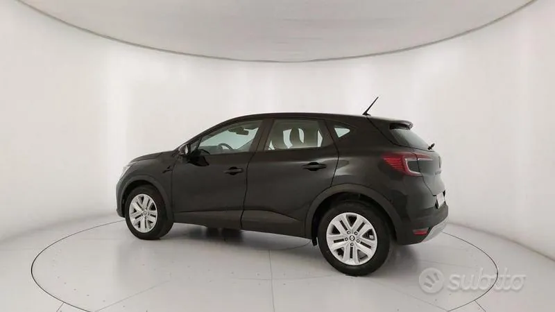 Renault Captur 2024 photo 4