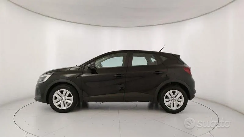 Renault Captur 2024 photo 3