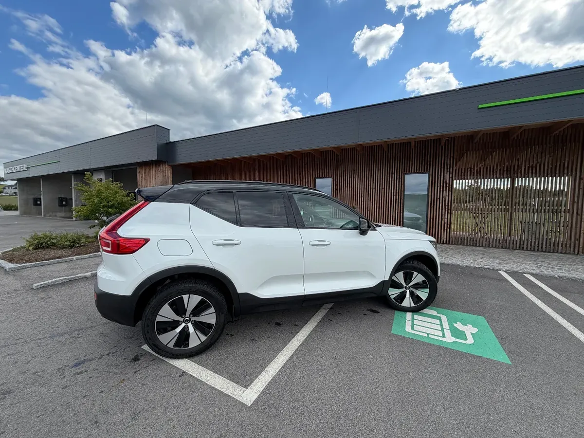 Volvo Xc40 2021 photo 3