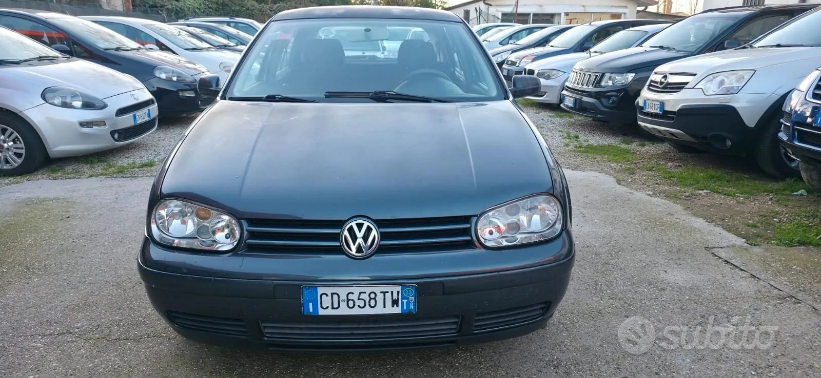 Volkswagen Golf