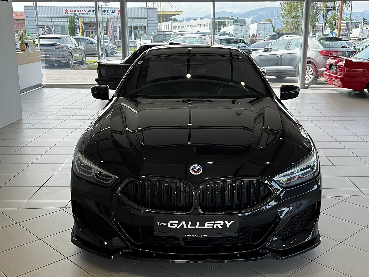 BMW 8 Series 2021 photo 2