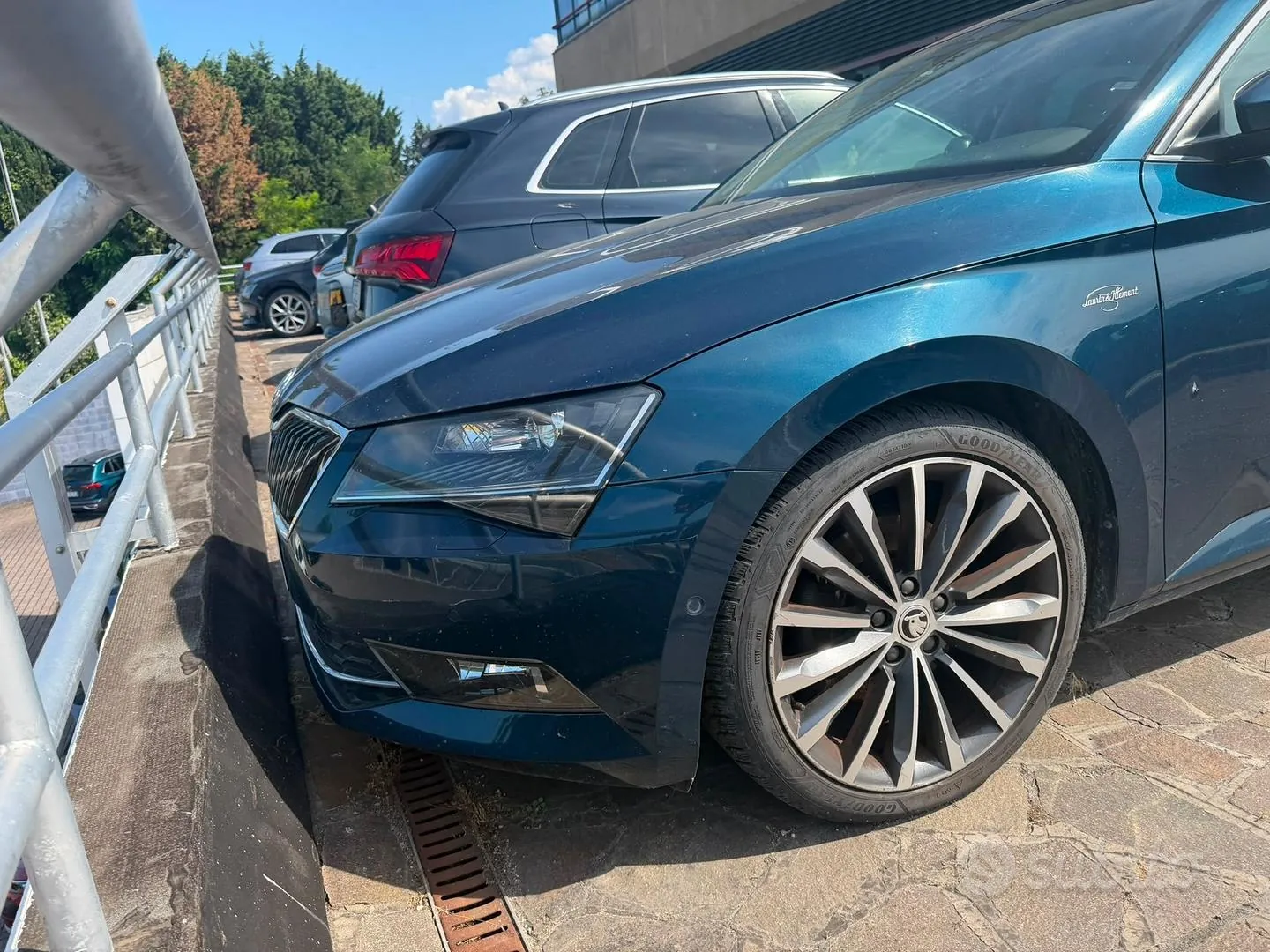 Skoda Superb 2019 photo 3