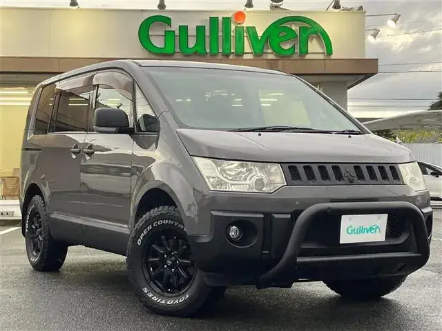 Mitsubishi Delica