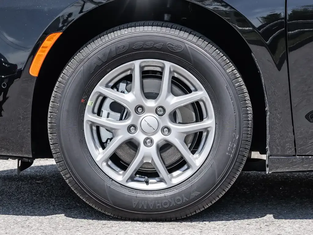 Chrysler Pacifica 2027 photo 4