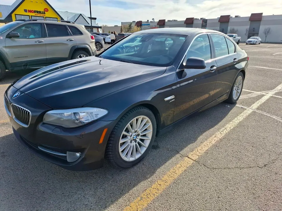 BMW 535I 2011 photo 3