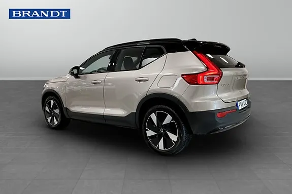 Volvo Xc40 2024 photo 2