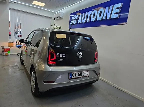 Volkswagen Up 2019 photo 3