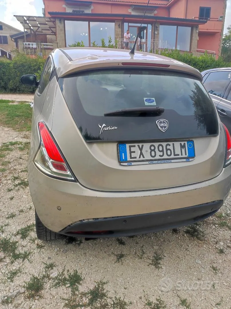Lancia Ypsilon 2014 photo 3