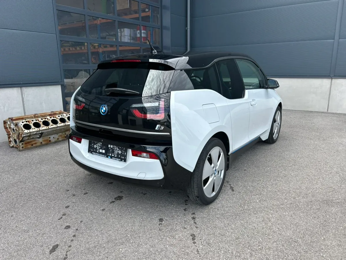 BMW I3 2022 photo 3