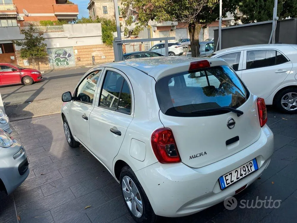 Nissan Micra 2015 photo 4