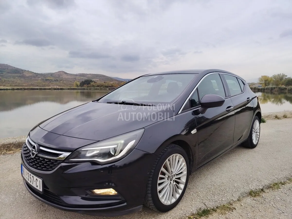 Opel Astra K 2016 photo 3