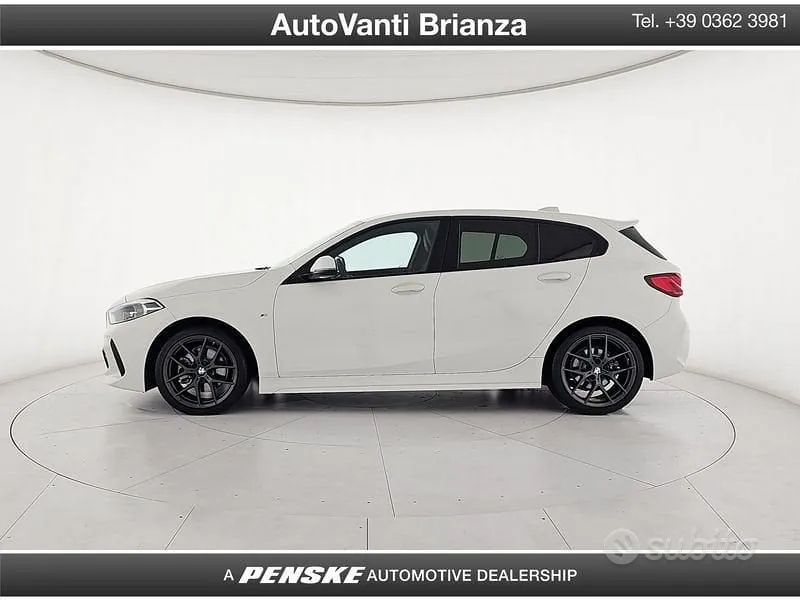 BMW 1 Series 2023 photo 3