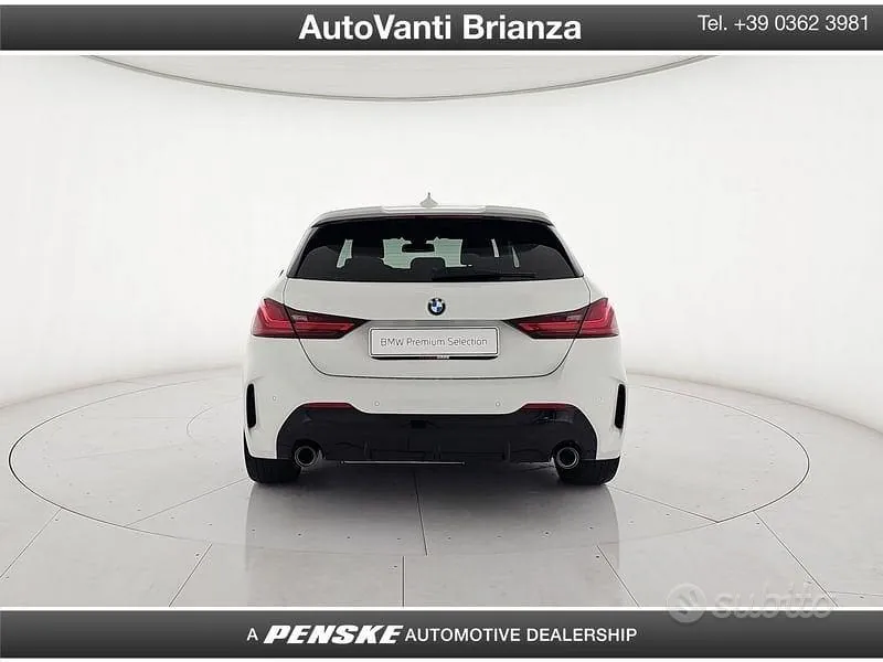 BMW 1 Series 2023 photo 5