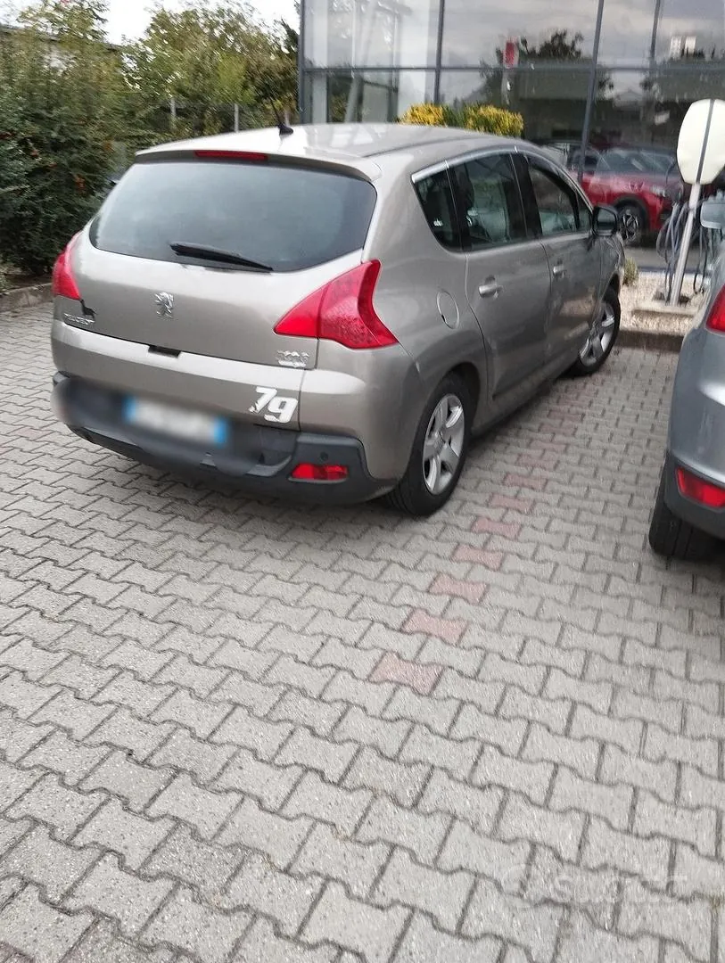 Peugeot 3008 2011 photo 3