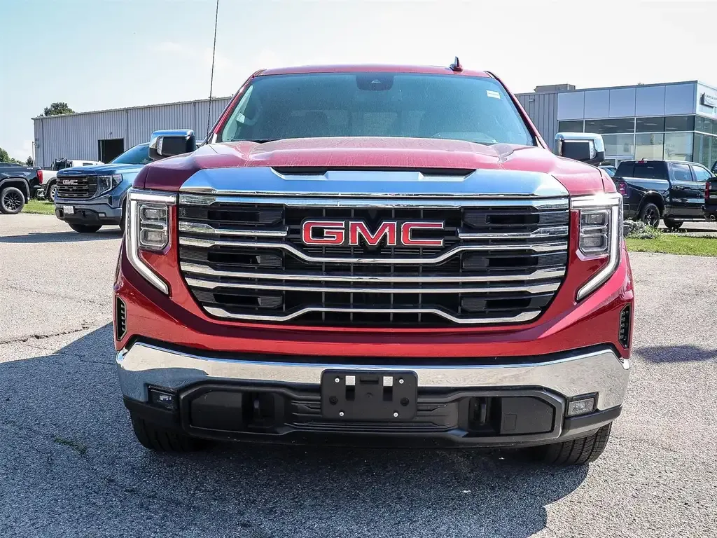 GMC Sierra 1500 2026 photo 2