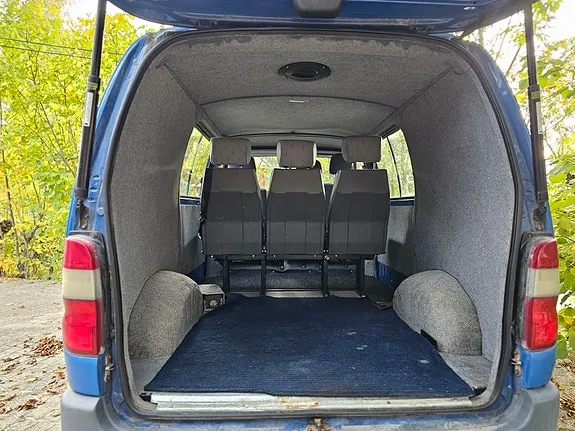 Toyota Hiace 2004 photo 4