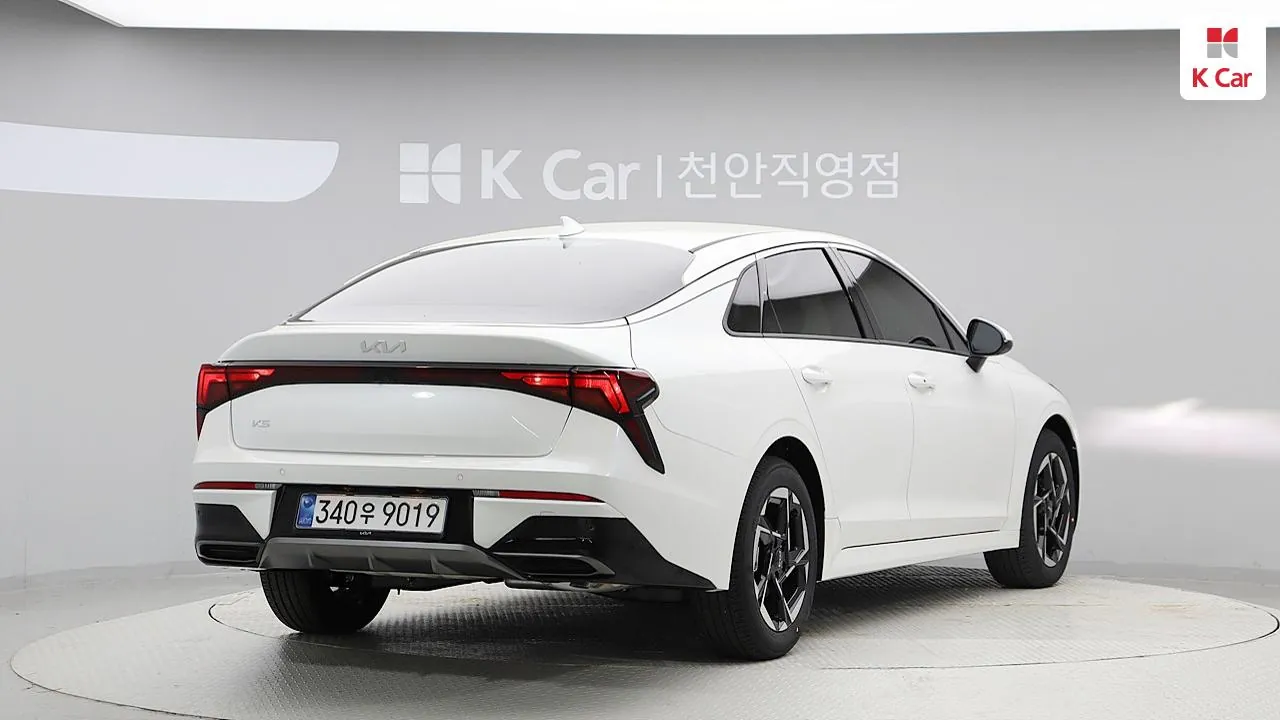 Kia K5 2027 photo 2