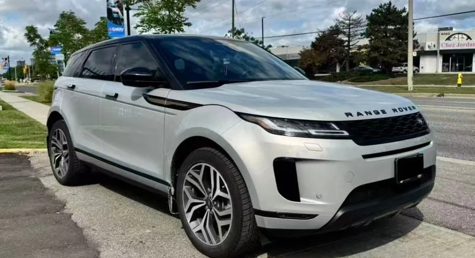 Land Rover Range Rover Evoque 2023 photo 2