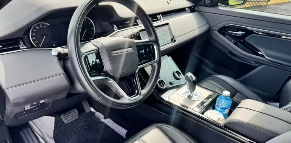 Land Rover Range Rover Evoque 2023 photo 5
