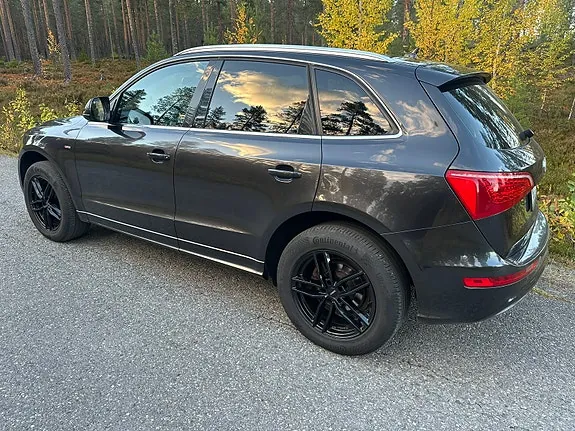 Audi Q5 2012 photo 2