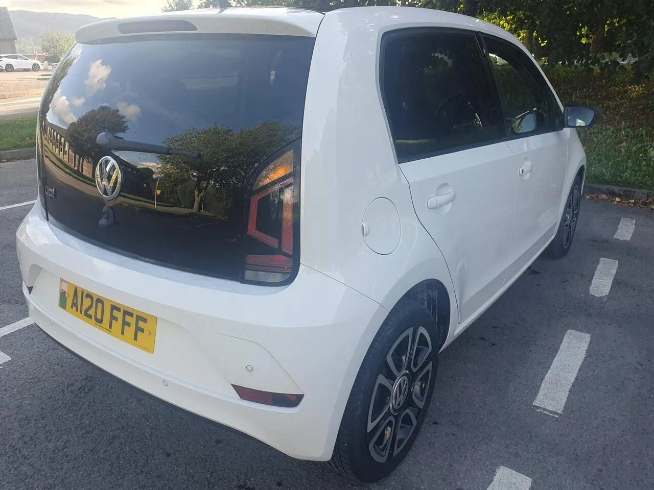 Volkswagen Up 2017 photo 5