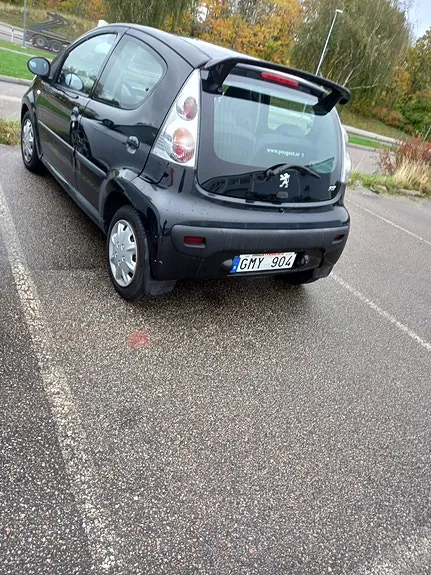 Peugeot 107 2008 photo 3
