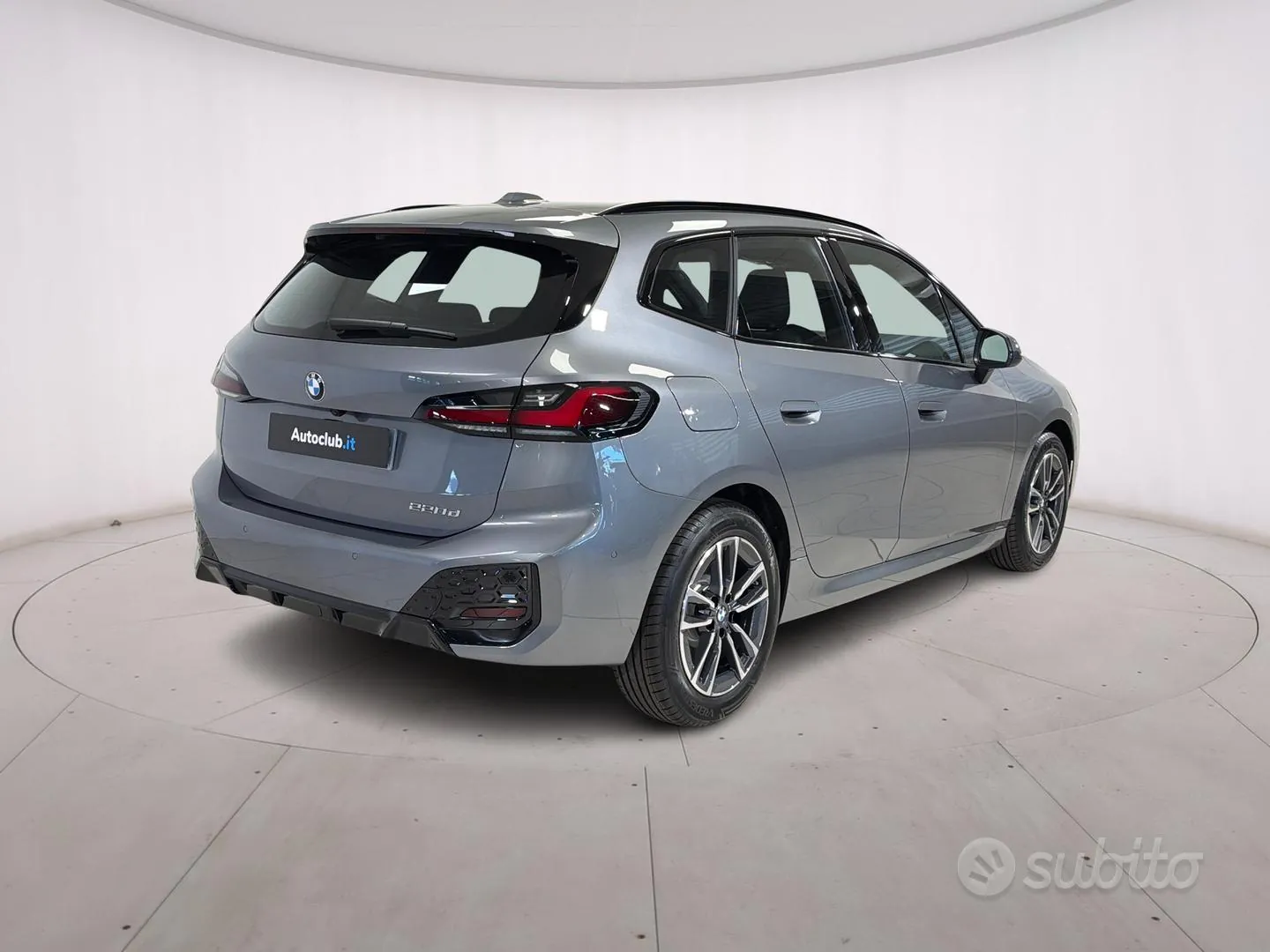 BMW 2 Series 2023 photo 2