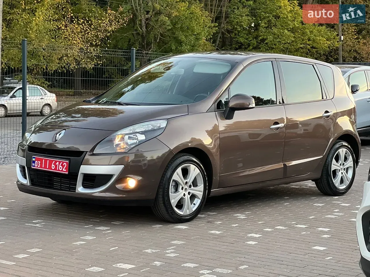 Renault Scenic 2011 photo 5