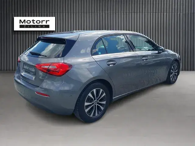 Mercedes-Benz A 180 2022 photo 4