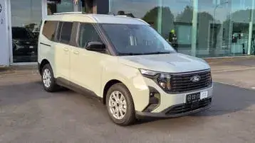 Ford Tourneo Courier 2026 photo 2